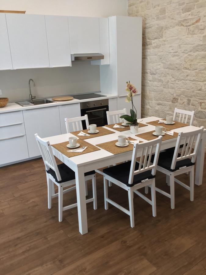 ג'ובינאצו B&B Sant'Agostino מראה חיצוני תמונה